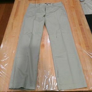 Gap Straight Khakis 33x32